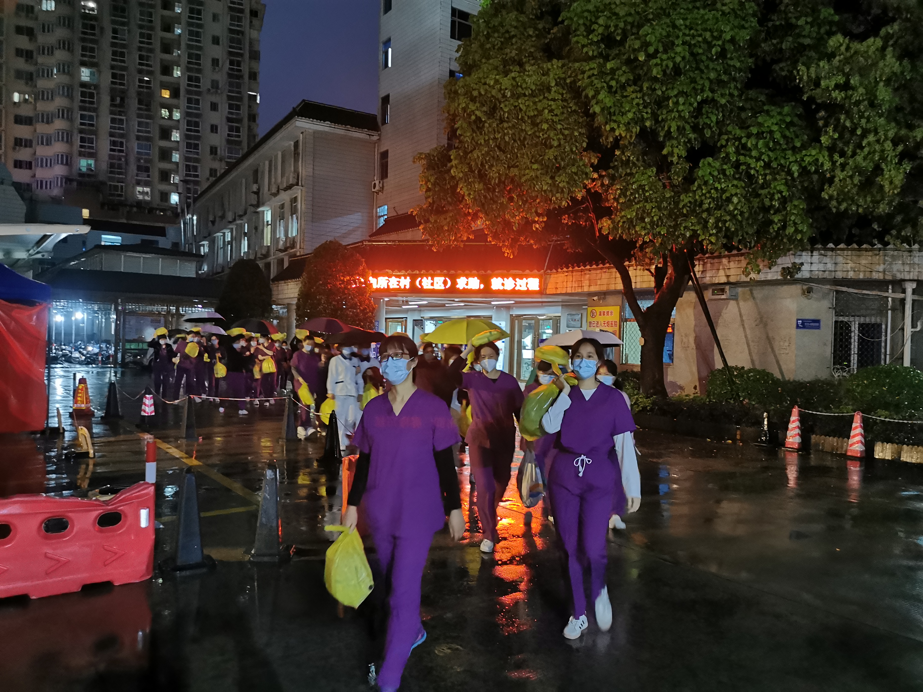抗疫戰(zhàn)場上的“中醫(yī)力量”