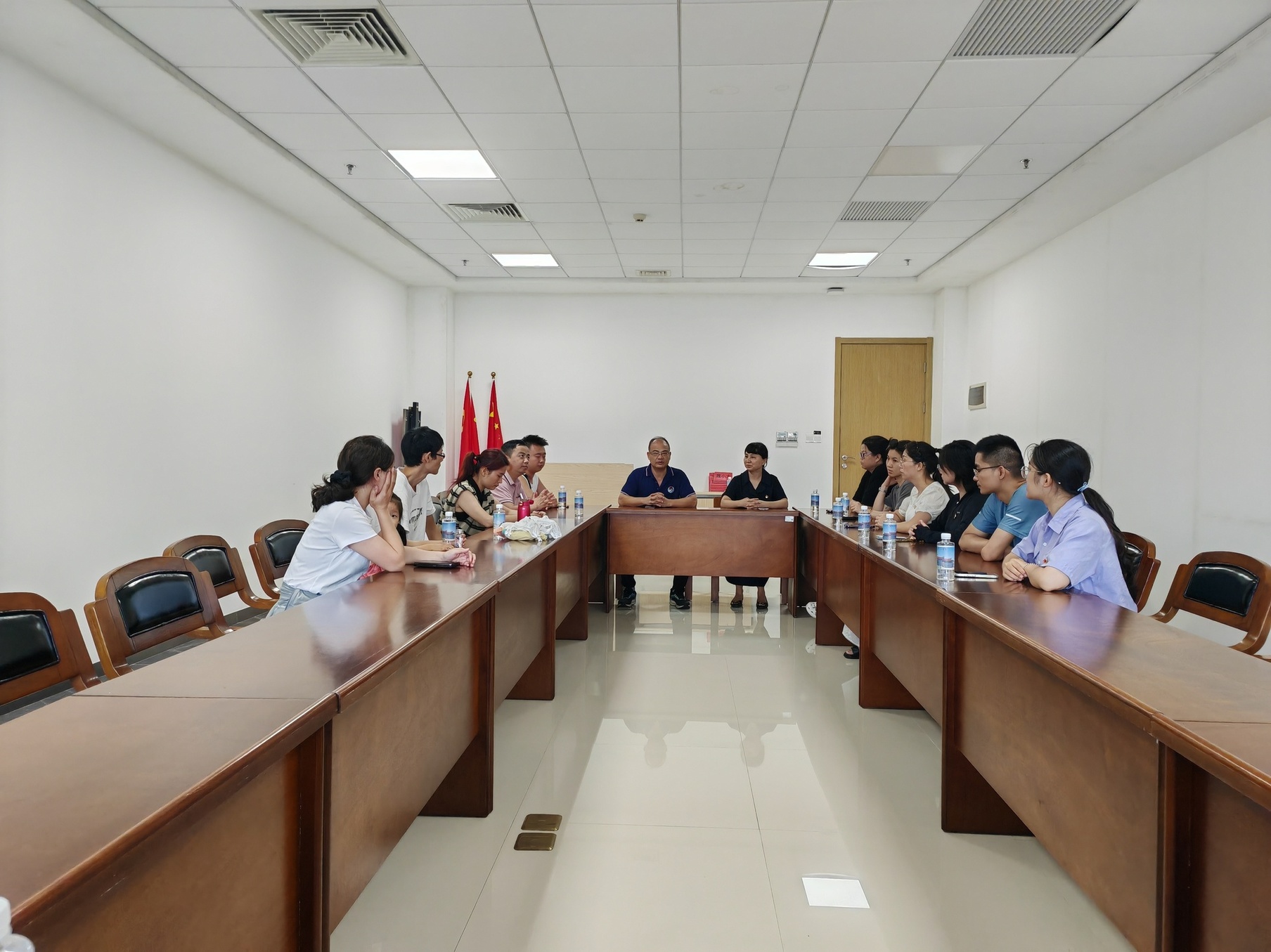 交流研討.jpg 交流研討.jpg