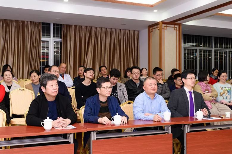 漳州市中醫(yī)院舉辦“不忘初心 詩(shī)韻頌黨” 新春詩(shī)歌朗誦會(huì) 漳州市中醫(yī)院舉辦“不忘初心 詩(shī)韻頌黨” 新春詩(shī)歌朗誦會(huì)