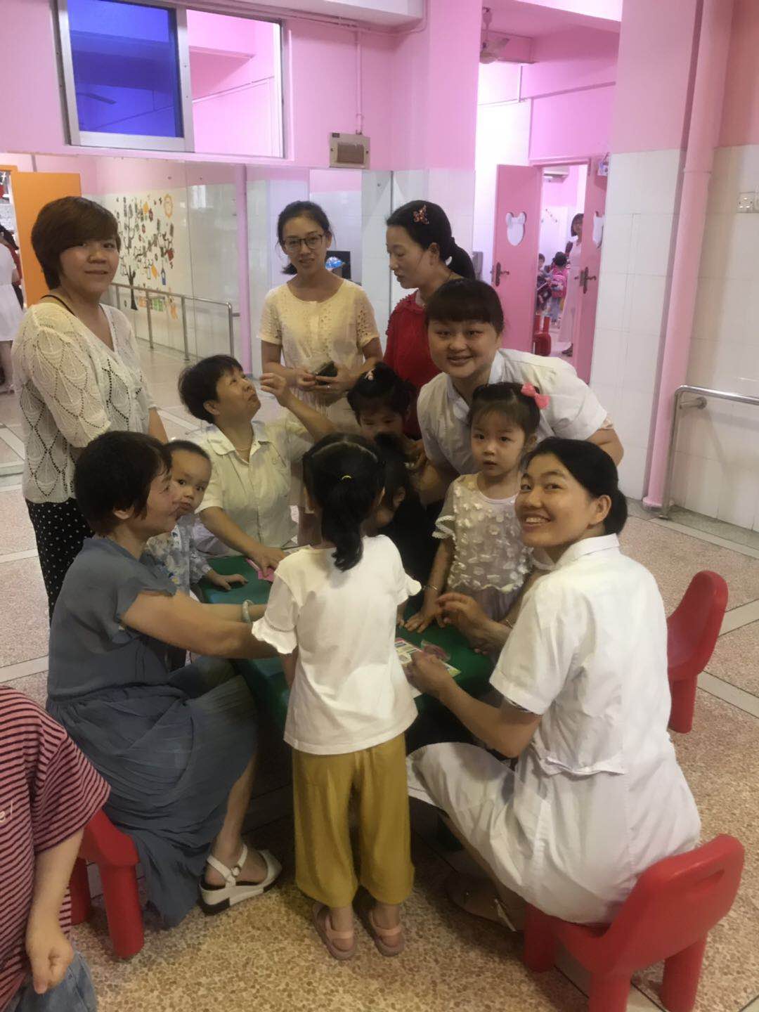 開展健康講座 共護幼兒成長 開展健康講座 共護幼兒成長